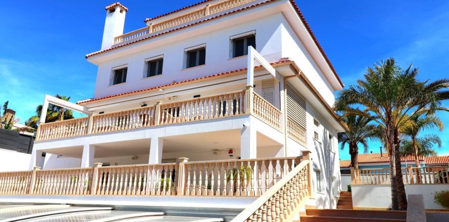 5 chambres Villa à Dehesa De Campoamor, Spain No. 111750