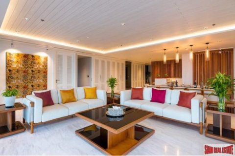 4 bedrooms Apartment in Bangkok, Thailand No. 97087 12