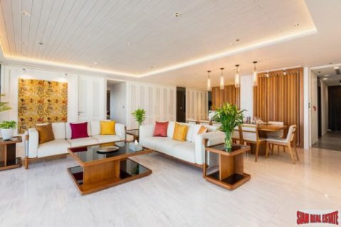 4 bedrooms Apartment in Bangkok, Thailand No. 97087 4