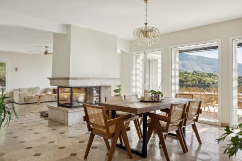 Вилла с 7 спальнями в Рокебрюн-Кап-Марта, Франция №68123 5