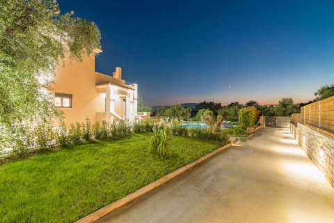 8 bedrooms House in Zakynthos, Greece No. 24758 18