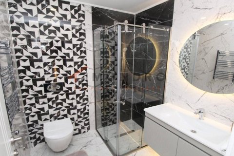 4 bedrooms Apartment in Long Kien, Vietnam No. 18013 11