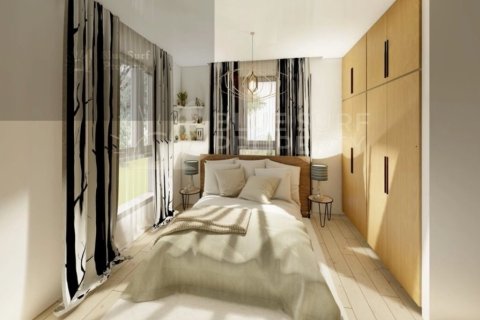 4 bedrooms Villa in Paralimni, Cyprus No. 36528 8