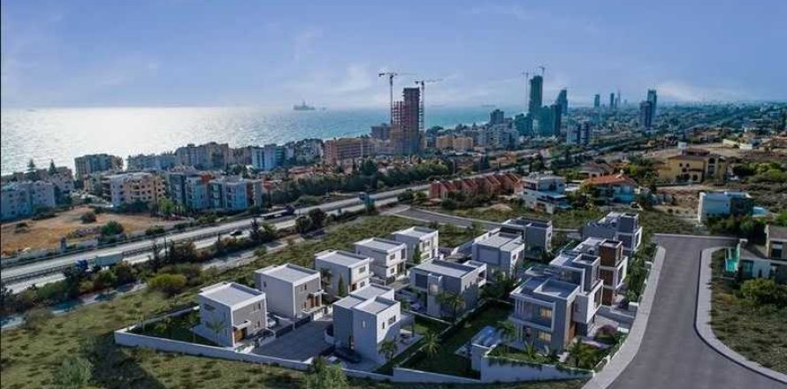 2 bedrooms Villa in Agios Tychonas, Cyprus No. 101241