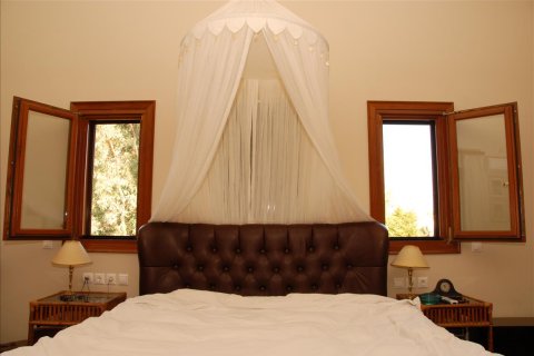 3 bedrooms House in Agios Stefanos, Greece No. 58297 14