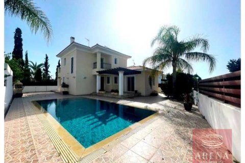 3 bedrooms Villa in Pervolia, Cyprus No. 79644 1