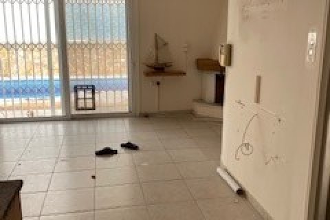 281m² House in Glyfada, Greece No. 107404 4