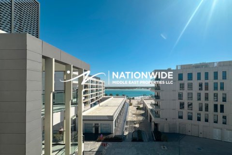 3 bedrooms Apartment in Abu Dhabi, UAE No. 122373