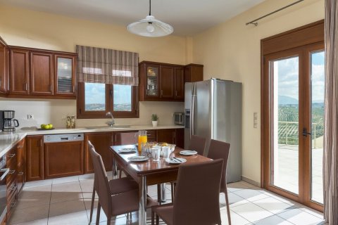 385m² Villa en Heraklion, Greece No. 123356 10