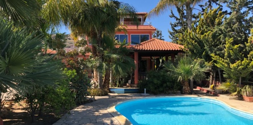 4 dormitorios Villa en Limassol, Cyprus No. 105862
