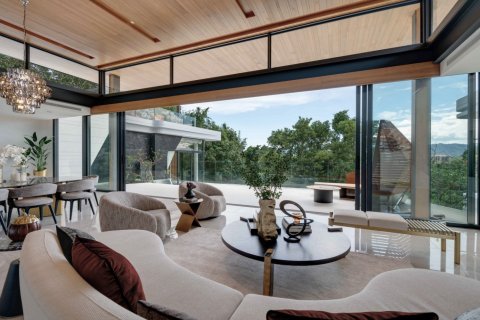 5 bedrooms Villa in Phuket, Thailand No. 932 18