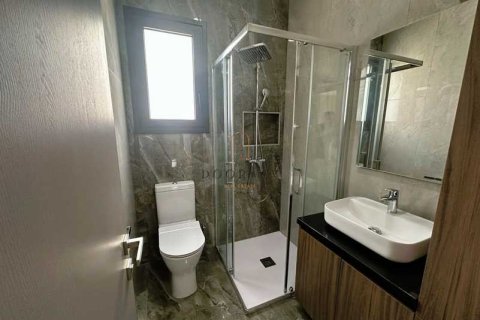 4 bedrooms Penthouse in Mesa Geitonia, Cyprus No. 79125 7