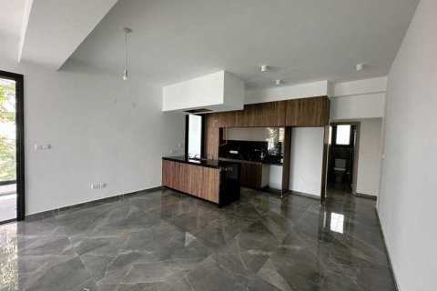 4 bedrooms Penthouse in Mesa Geitonia, Cyprus No. 79125 2