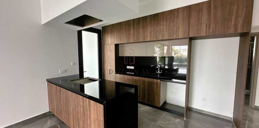 4 bedrooms Penthouse in Mesa Geitonia, Cyprus No. 79125