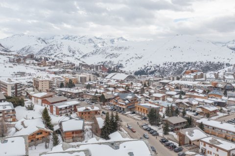 12 chambres House à Huez, France No. 99696 1