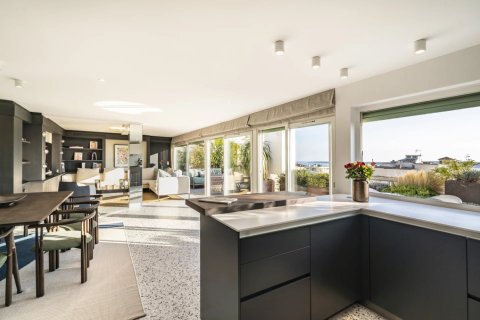 3 dormitorios Apartment en Cannes, France No. 71499 5