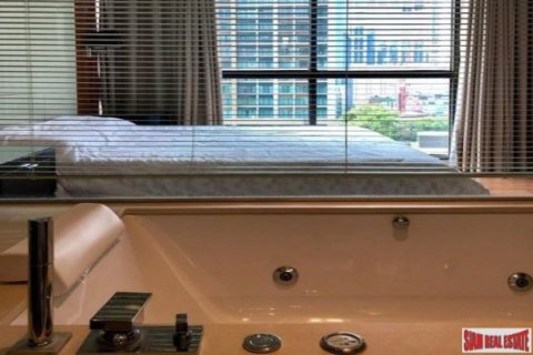 2 bedrooms Apartment in Bangkok, Thailand No. 96751 8