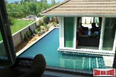 5 bedrooms Villa in Jomtien Beach, Thailand No. 96484 7