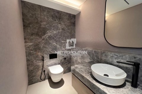 5 bedrooms Villa in Dinh Xuyen, Vietnam No. 94137 8