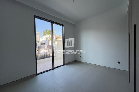 5 bedrooms Villa in Dinh Xuyen, Vietnam No. 94137 18