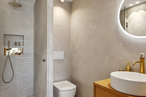 2 chambres Appartement à Cannes, France No. 68044 11