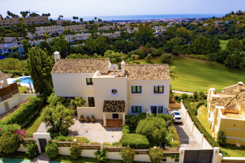 5 bedrooms Villa in Cat Trinh, Vietnam No. 83898 1