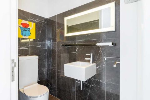 3 chambres Penthouse à Larnaca, Cyprus No. 63665 12