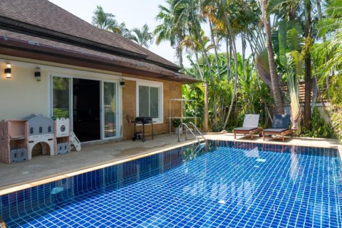 3 bedrooms Villa in Rawai, Thailand No. 95653 1