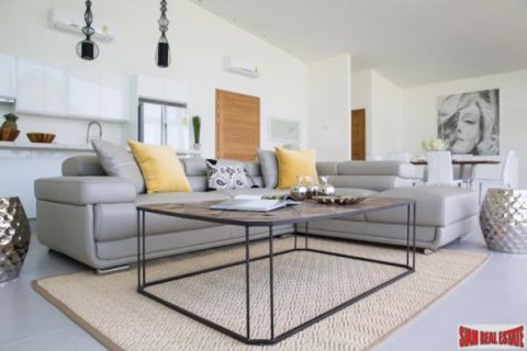 4 bedrooms Villa in Ko Samui, Thailand No. 96621 15