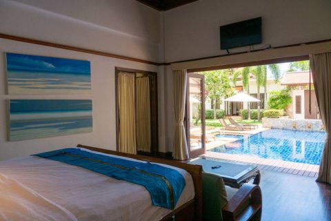 4 bedrooms Villa in Phuket, Thailand No. 97266 22