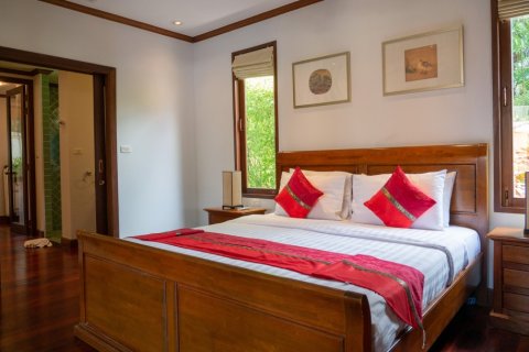 4 bedrooms Villa in Phuket, Thailand No. 97266 2