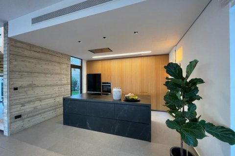 4 rooms Villa à Limassol, Cyprus No. 107053 4