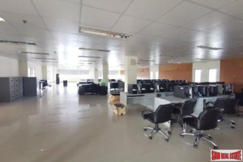 5 bedrooms Office in Bangkok, Thailand No. 96967 22