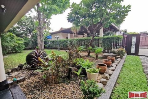 5 bedrooms Office in Bangkok, Thailand No. 96967 20