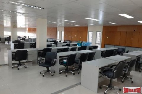 5 bedrooms Office in Bangkok, Thailand No. 96967 3