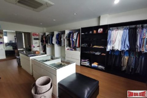 5 bedrooms Office in Bangkok, Thailand No. 96967 16