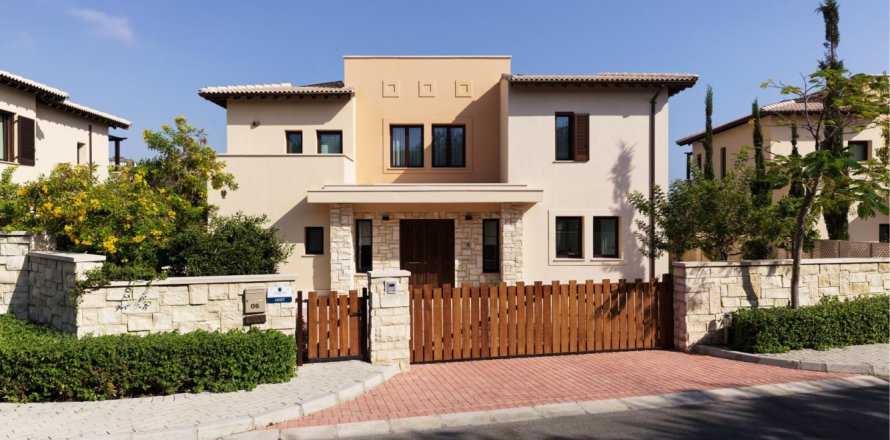 4 chambres Villa à Paphos, Cyprus No. 37663