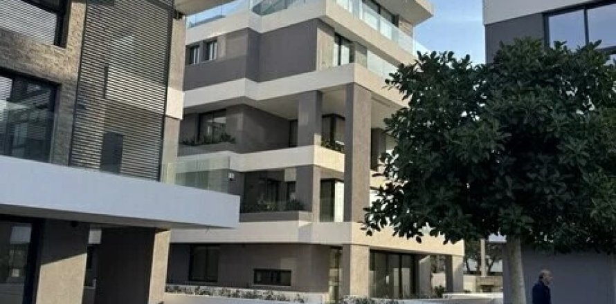 106m² Maisonette en Voula, Greece No. 108256