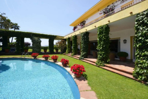 7 bedrooms House in San Andres, Spain No. 25375