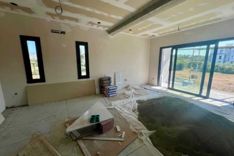 4 bedrooms Villa in Germasogeia, Cyprus No. 29704 10