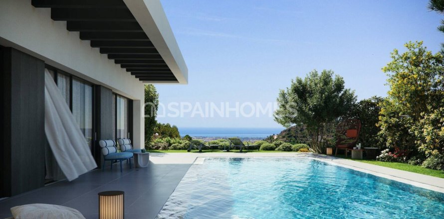 4 bedrooms Villa in Mijas, Spain No. 88352