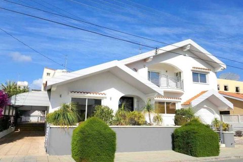 5 dormitorios House en Germasogeia, Cyprus No. 40293 2