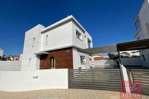 4 dormitorios Villa en Paralimni, Cyprus No. 42769 4