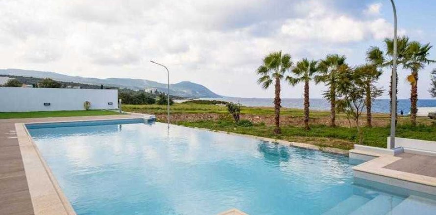 5 bedrooms House in Polis, Cyprus No. 29245