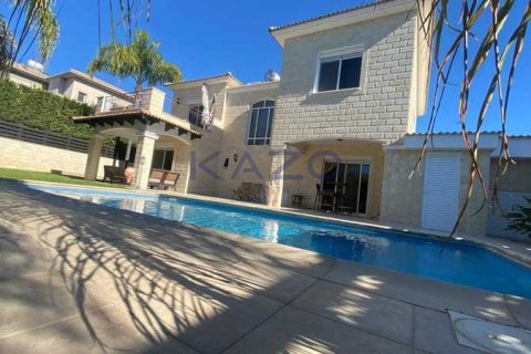 3 bedrooms Villa in Agios Tychonas, Cyprus No. 73369 2