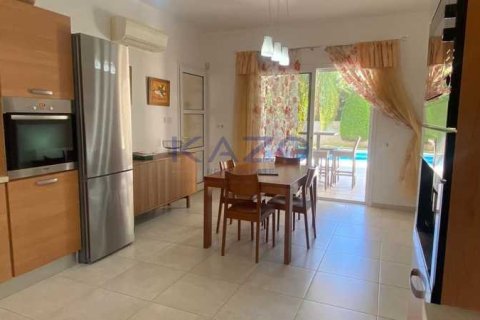 3 bedrooms Villa in Agios Tychonas, Cyprus No. 73369 12