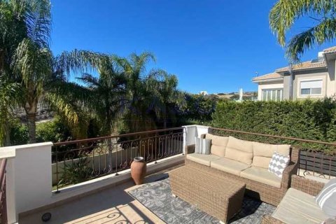 3 bedrooms Villa in Agios Tychonas, Cyprus No. 73369 7