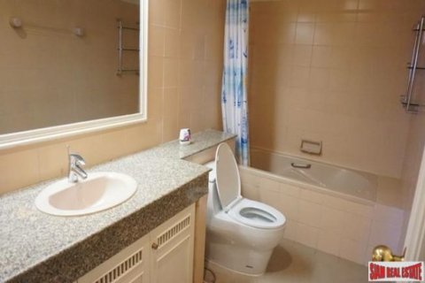 Дом с 3 спальнями в Бангкок, Таиланд №98264 13