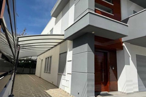 4 chambres House à Kato Polemidia, Cyprus No. 84342 7