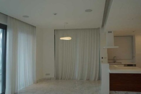 3 bedrooms Apartment in Agios Tychonas, Cyprus No. 32836 10